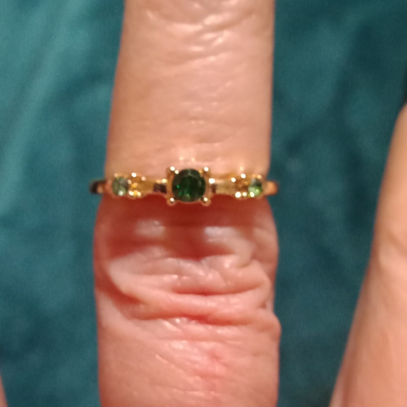 Gold Tone Ring With Green Rhinestones - Picture 3 of 3
